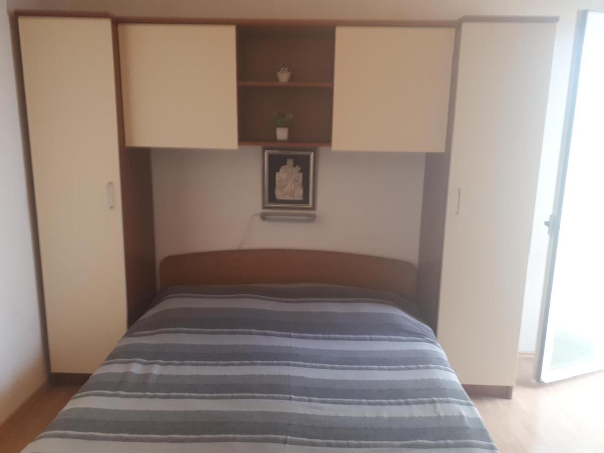 Apartmani Leko Mirjana Baška Voda Exterior foto