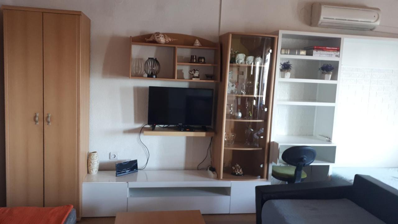 Apartmani Leko Mirjana Baška Voda Exterior foto