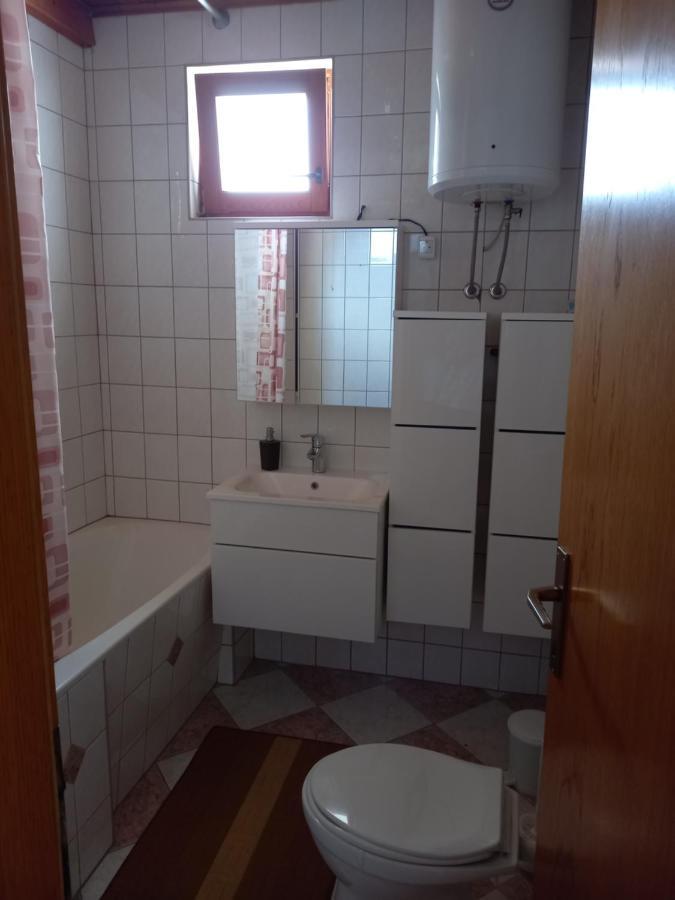 Apartmani Leko Mirjana Baška Voda Exterior foto